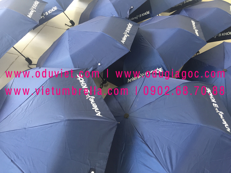 xưởng sản xuất ô dù cầm tay in logo quảng cáo